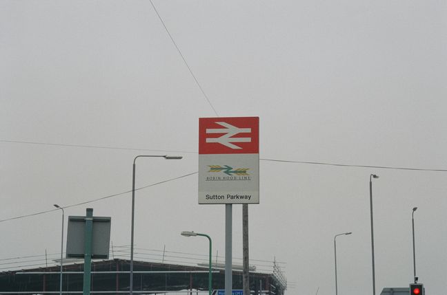 Sutton Parkway sign