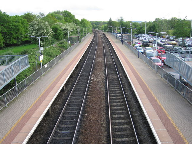 Tiverton Parkway looking
west from footbridge