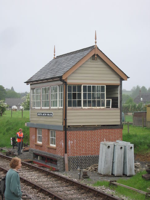 Totnes Littlehempston
signalbox