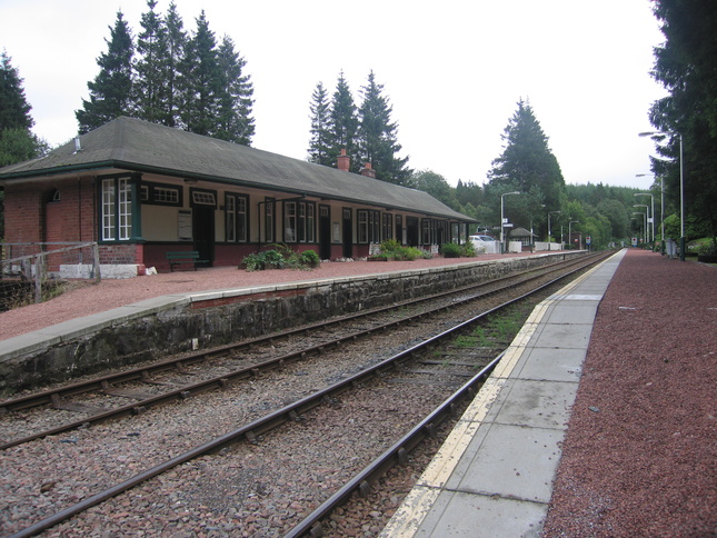 Tulloch platforms looking east