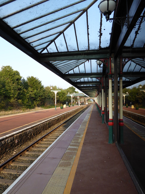 Ulverston platform 1 west end
glass
