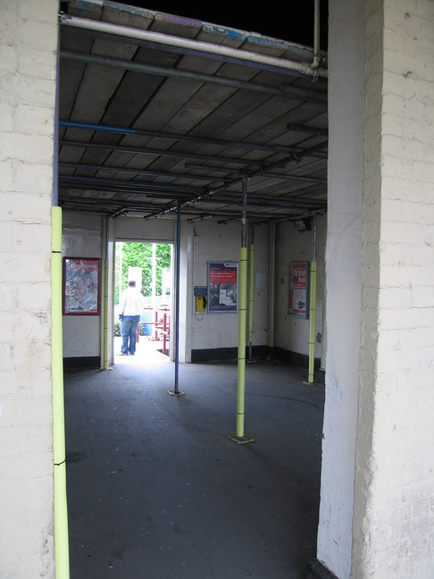 Wakefield Kirkgate
entrance hall