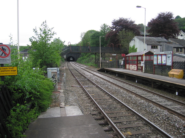 Walsden platforms 1 and 2 looking
south