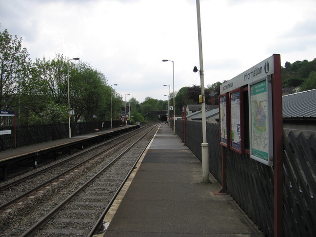 Walsden platform 2