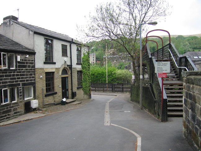 Walsden footbridge and building