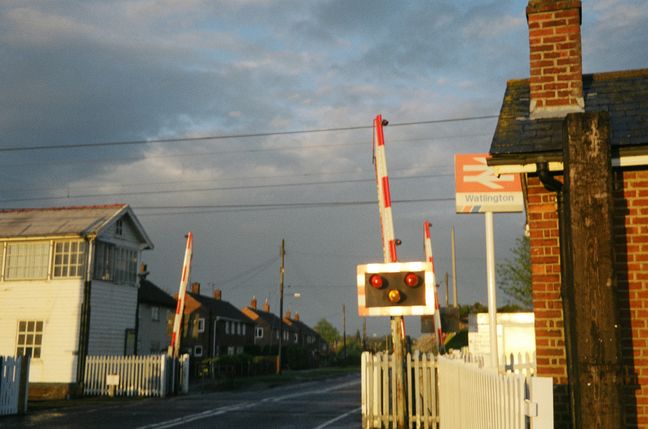 Watlington sign, signal box, and
level crossing
