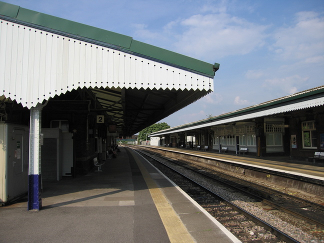 Westbury platforms 2 and 1