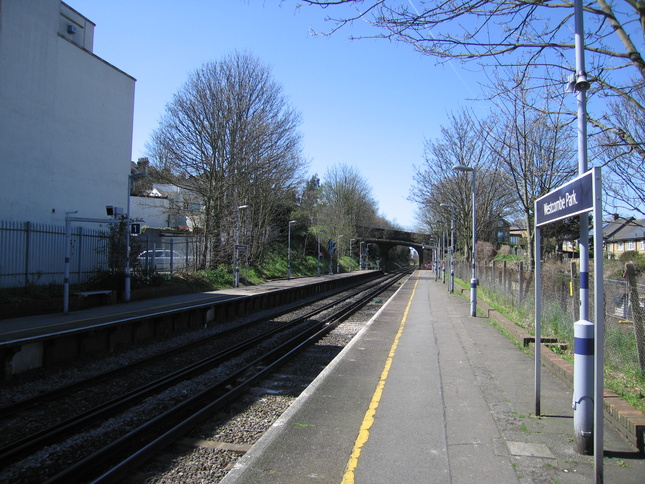 Westcombe Park platforms
looking west