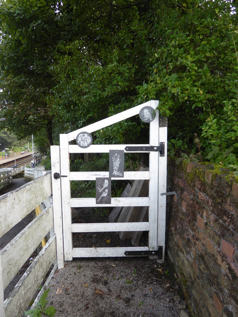 Westhoughton platform 2 garden gate