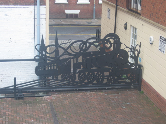 Worcester Foregate
Street ironmongery