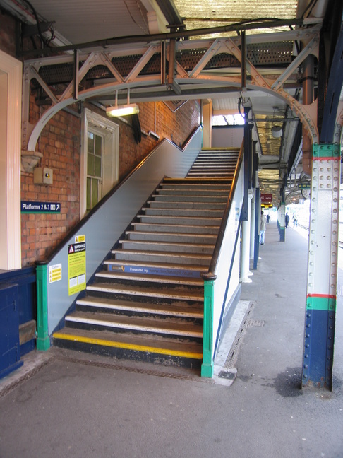 Worcester Shrub Hill
steps