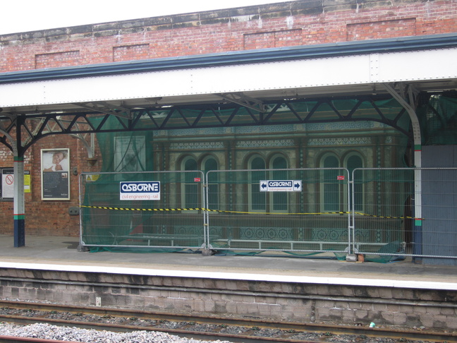 Worcester Shrub Hill
waiting room
