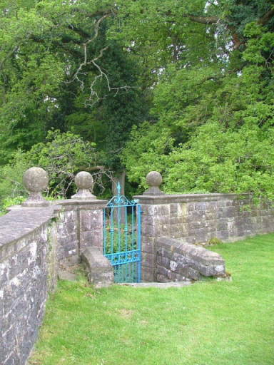 New Forest and Rhinefield House, May 05