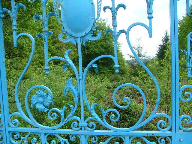 New Forest and Rhinefield House, May 05