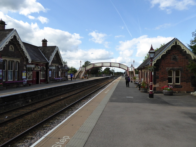 Appleby platform 2 looking west