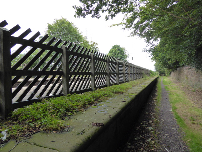 Brampton disused platform
looking west