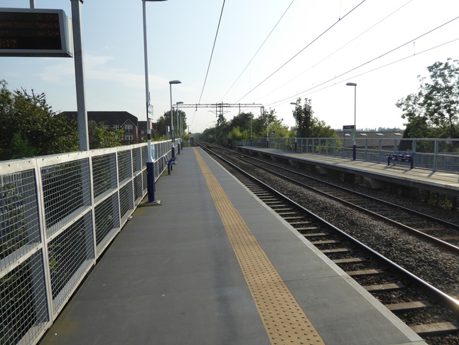 Burnage platform 2 looking south