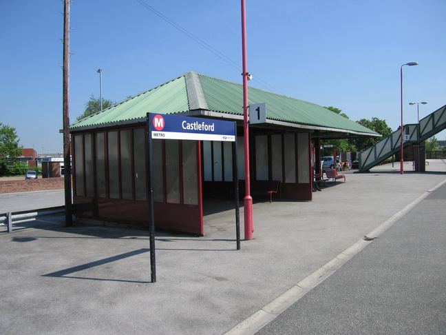 Castleford platform 1 shelter