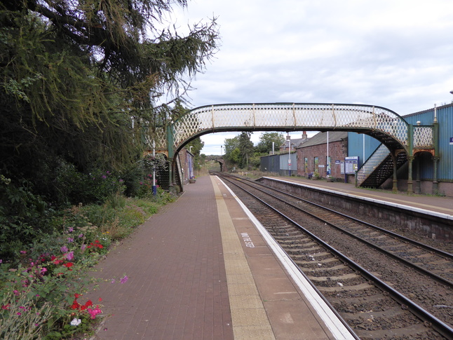 Dalston footbridge