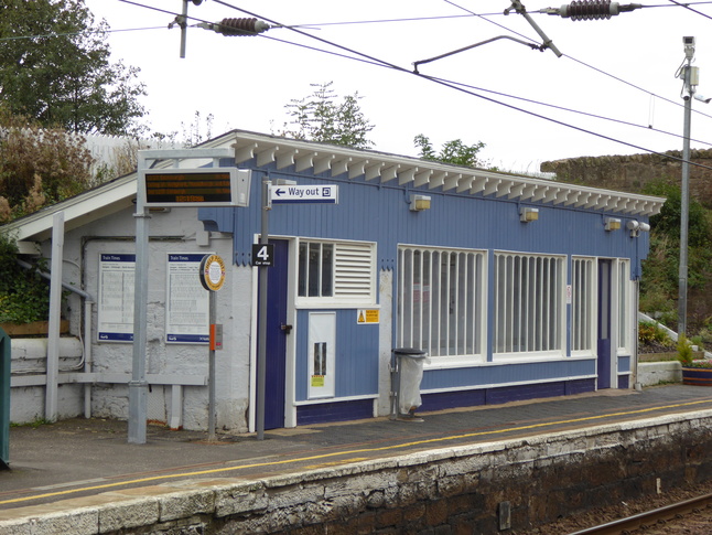 Drem platform 2 building