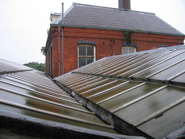 Exeter St Davids platform 1
roof