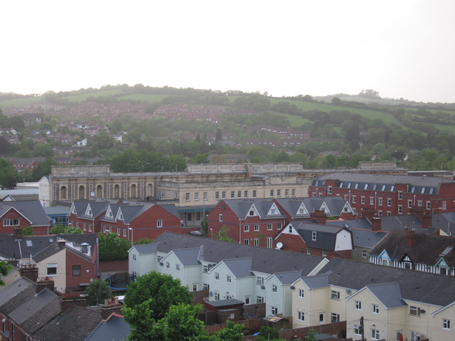 Exeter St Davids frontage,
long view