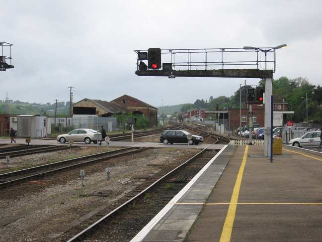 Exeter St Davids looking north