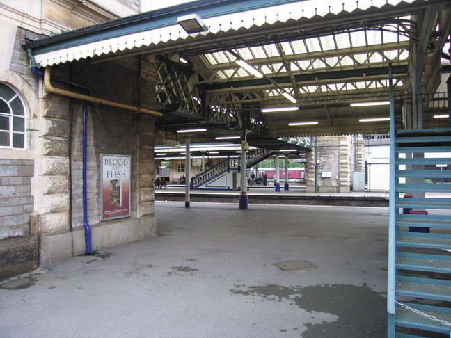 Exeter St Davids through
gap