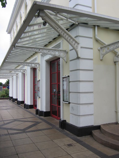 Exeter St Thomas canopy