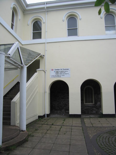 Exeter St Thomas stairs