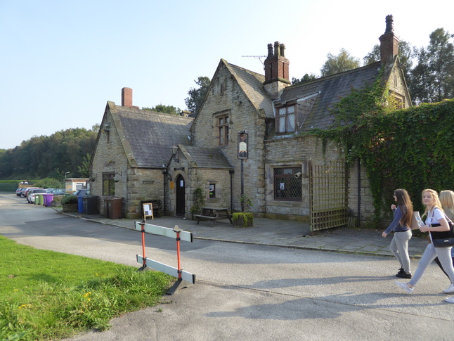 Gathurst front