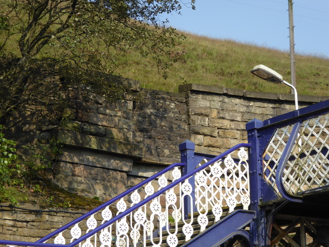 Greenfield footbridge end