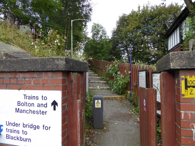 Hall-i'-th'-Wood platform 1 entrance