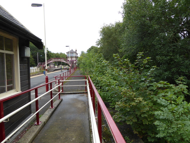 Haltwhistle platform 2 rear
of shelter