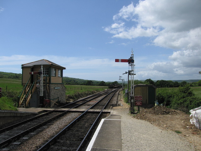 Harmans Cross looking west