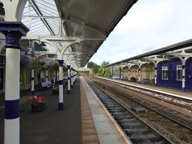 Hexham platform 2 looking west