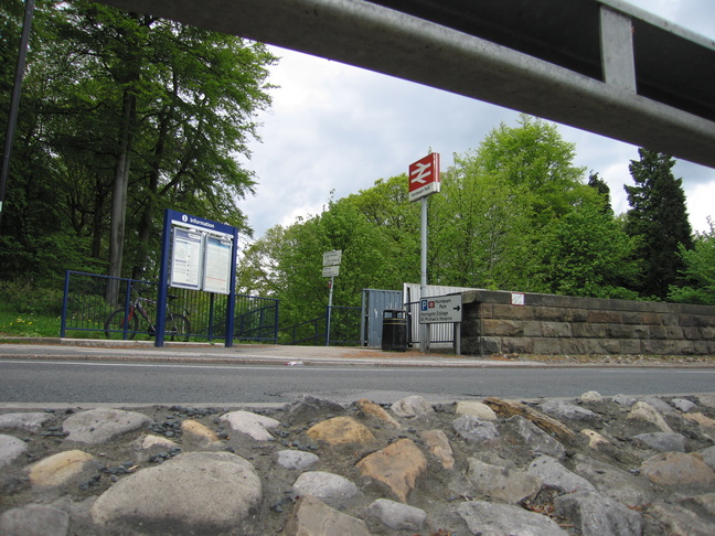 Hornbeam Park platform 2 entry