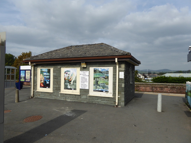 Kendal shelter rear