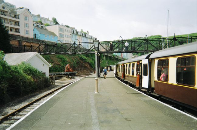 Kingswear footbridge