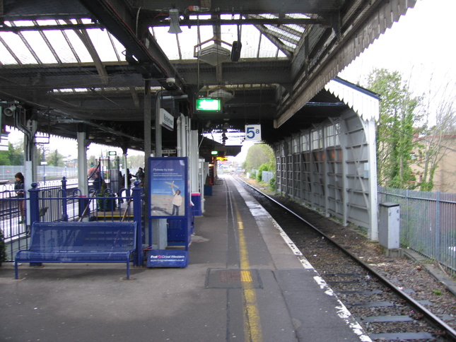 Maidenhead platform 5
