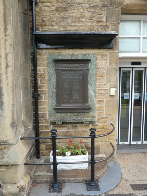 Mexborough GCR war memorial