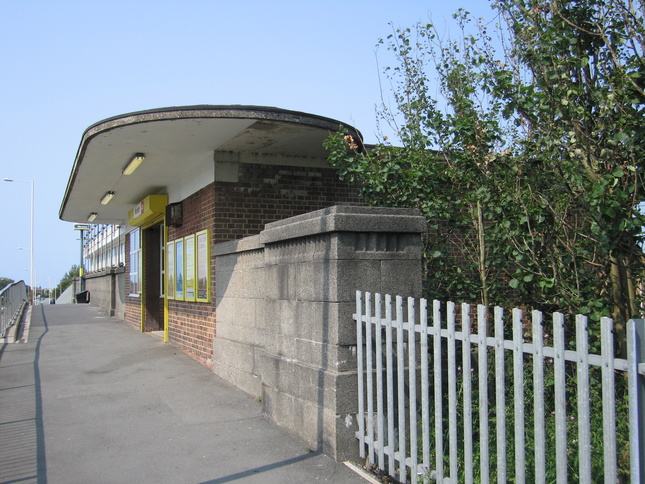 Moreton front