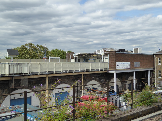 Peckham Rye platforms 3 and 4
from platforms 1 and 2