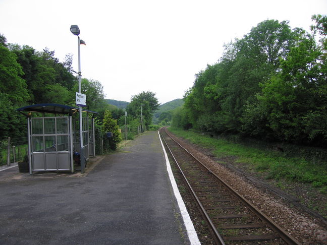 Portsmouth Arms platform