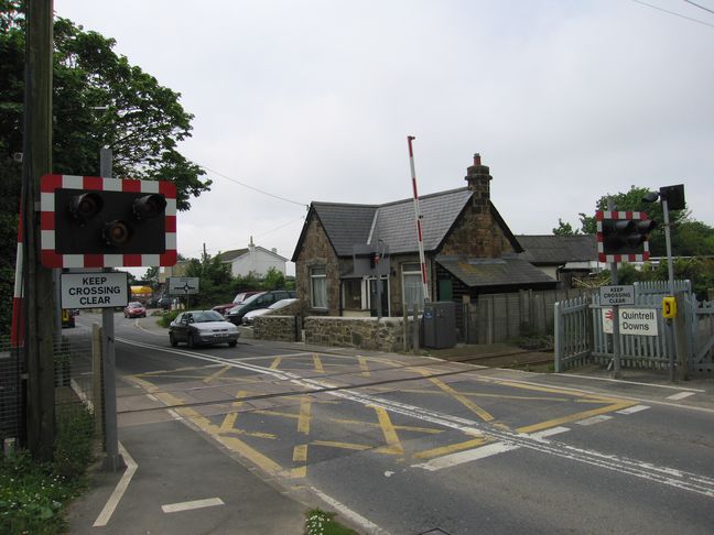 Quintrell Downs level crossing