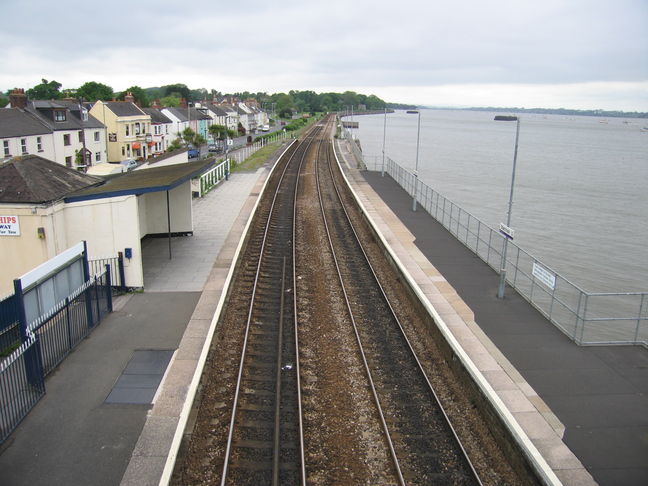 Starcross looking north