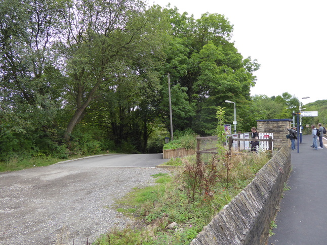 Strines platform 1