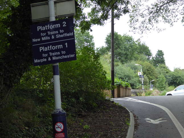 Strines platform 1 car park