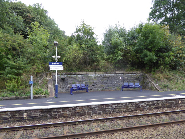 Strines platform 2 benches