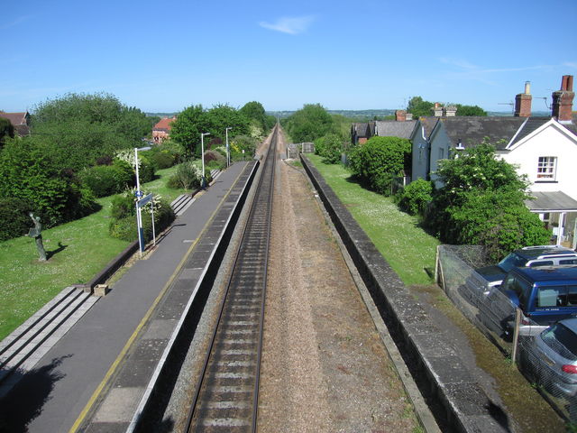 Templecombe looking east from
footbridge
